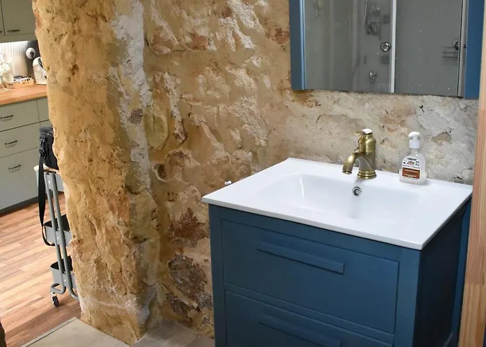 Moulin De L'hoste Nyaraló *